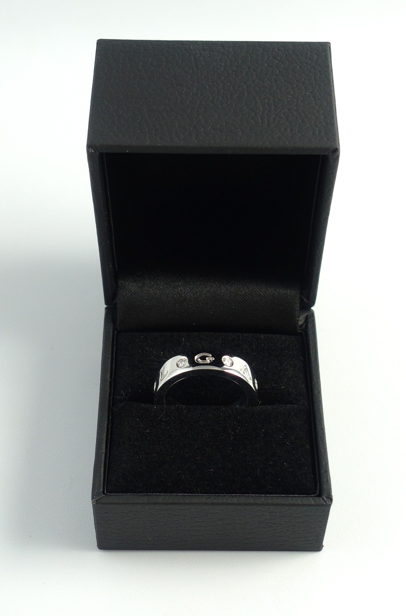 Bulgari Ring Weißgold mit Brillanten REF 354001 mit Zertifikat