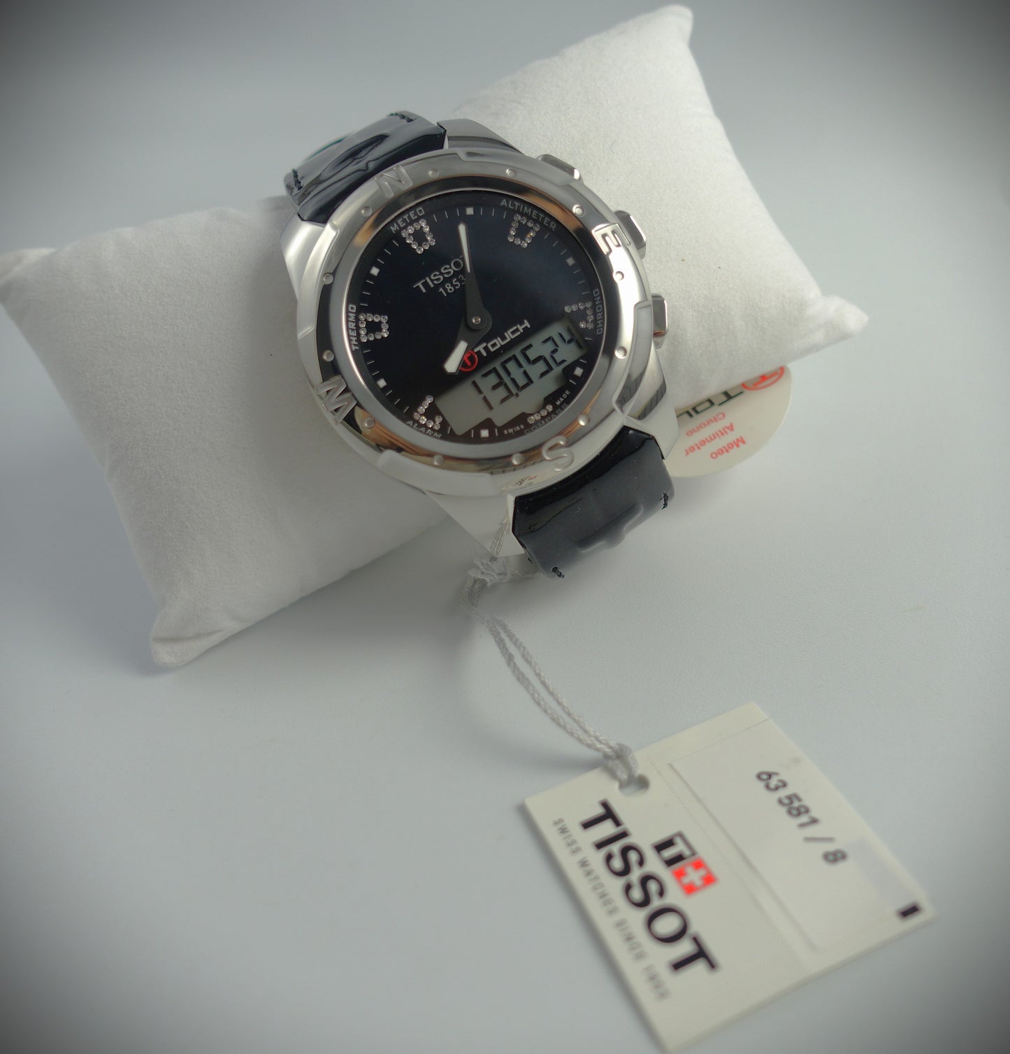 Tissot T-Touch Perlmutt Zifferblatt mit Brillanten REF T047.220.46.126.00