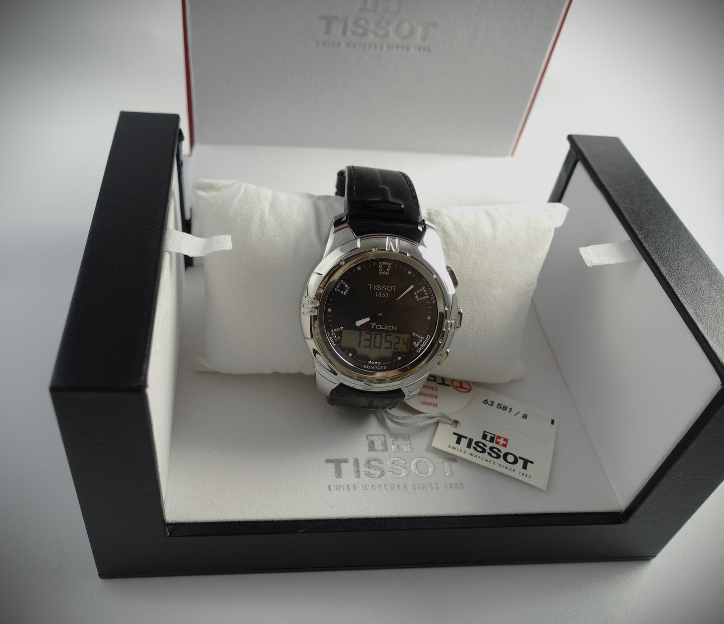 Tissot T-Touch Perlmutt Zifferblatt mit Brillanten REF T047.220.46.126.00