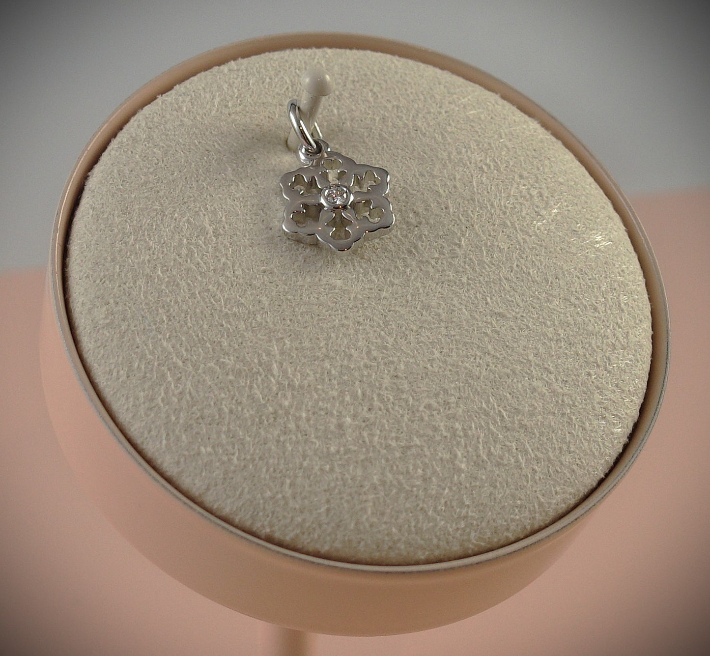 Dodo Anhänger "Schneeflocke" Charm 750 Weißgold 0,017ct Diamant Ref. DMC0025