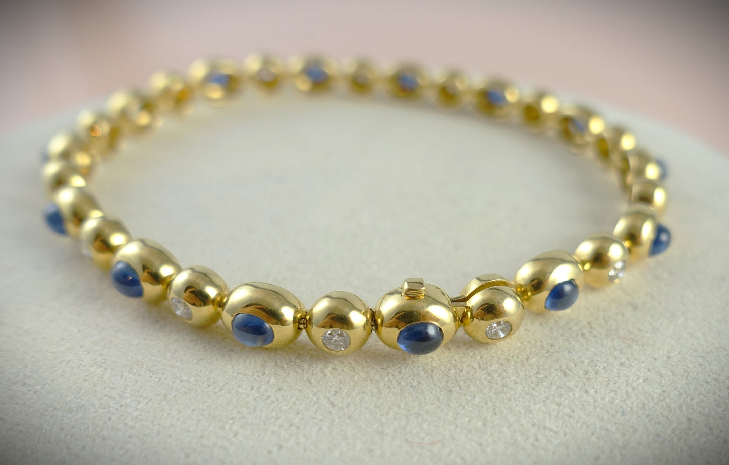 Armband 750 Gelbgold Brillanten 0,84ct Saphire 1,50ct 24,5g