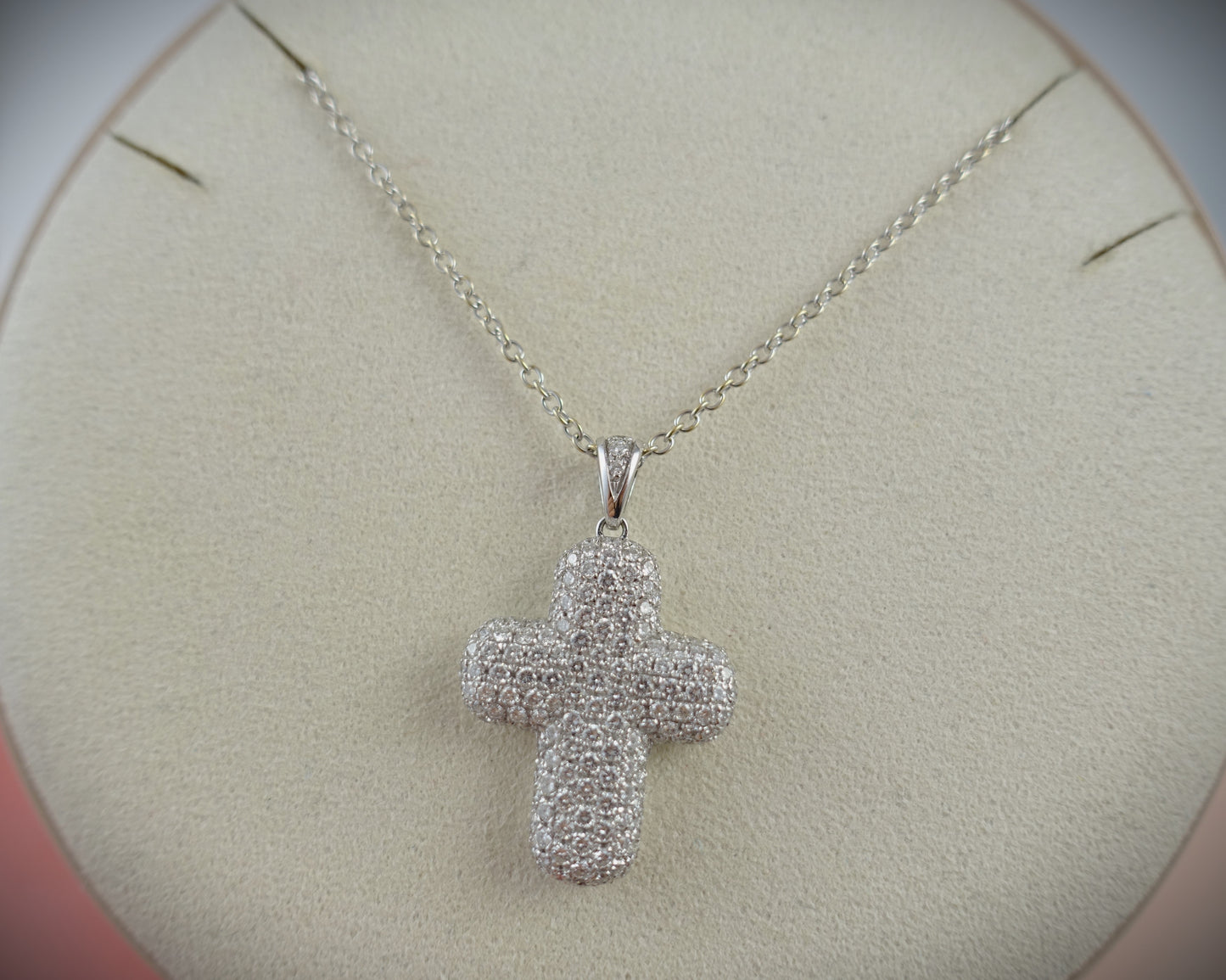 Wempe Kette Kreuz 750 Weißgold 202 Brillanten 2,19ct mit Zertifikat