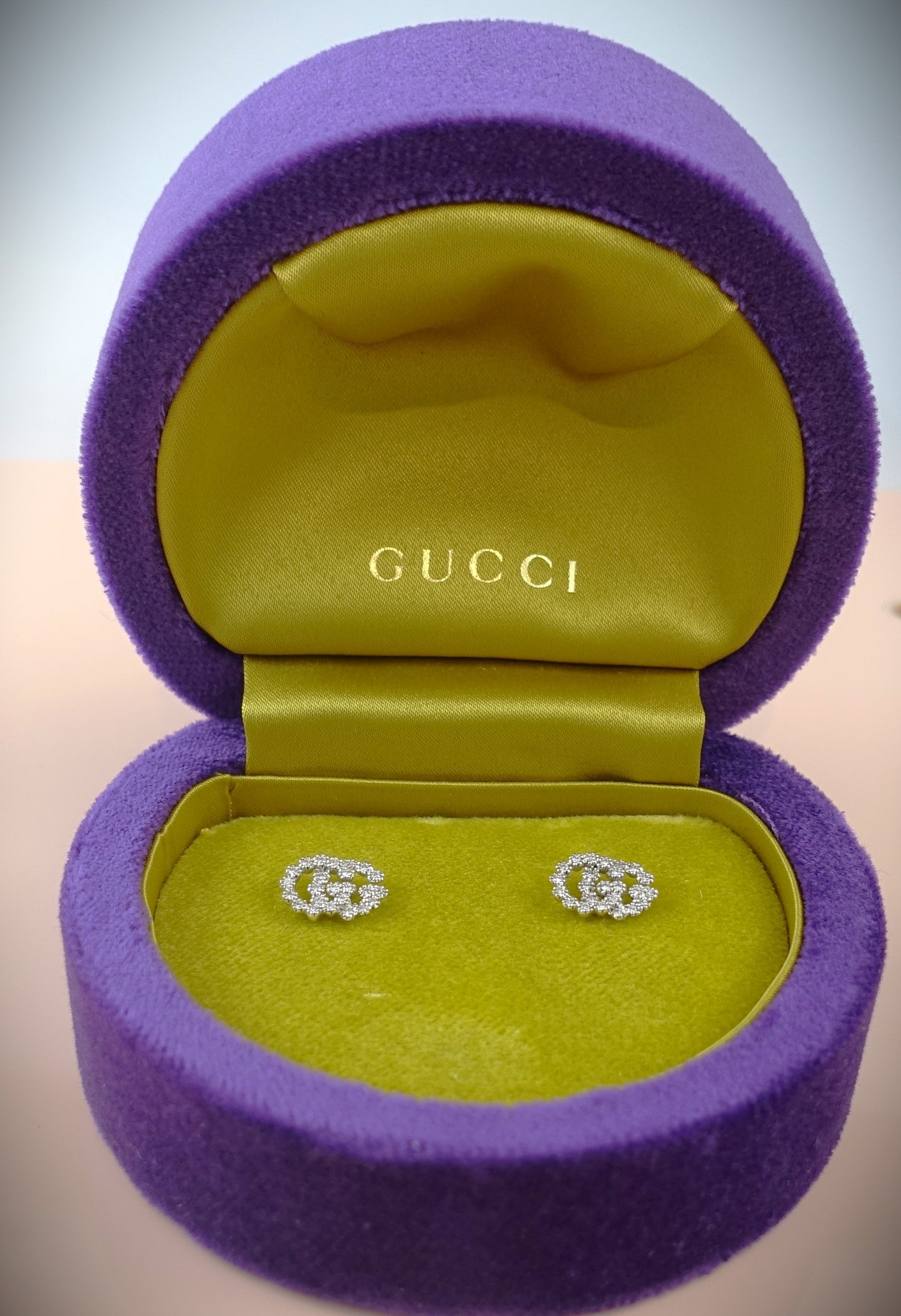Gucci Ohrstecker 750 Weißgold Brillanten Ref: 481676 J8568 9066