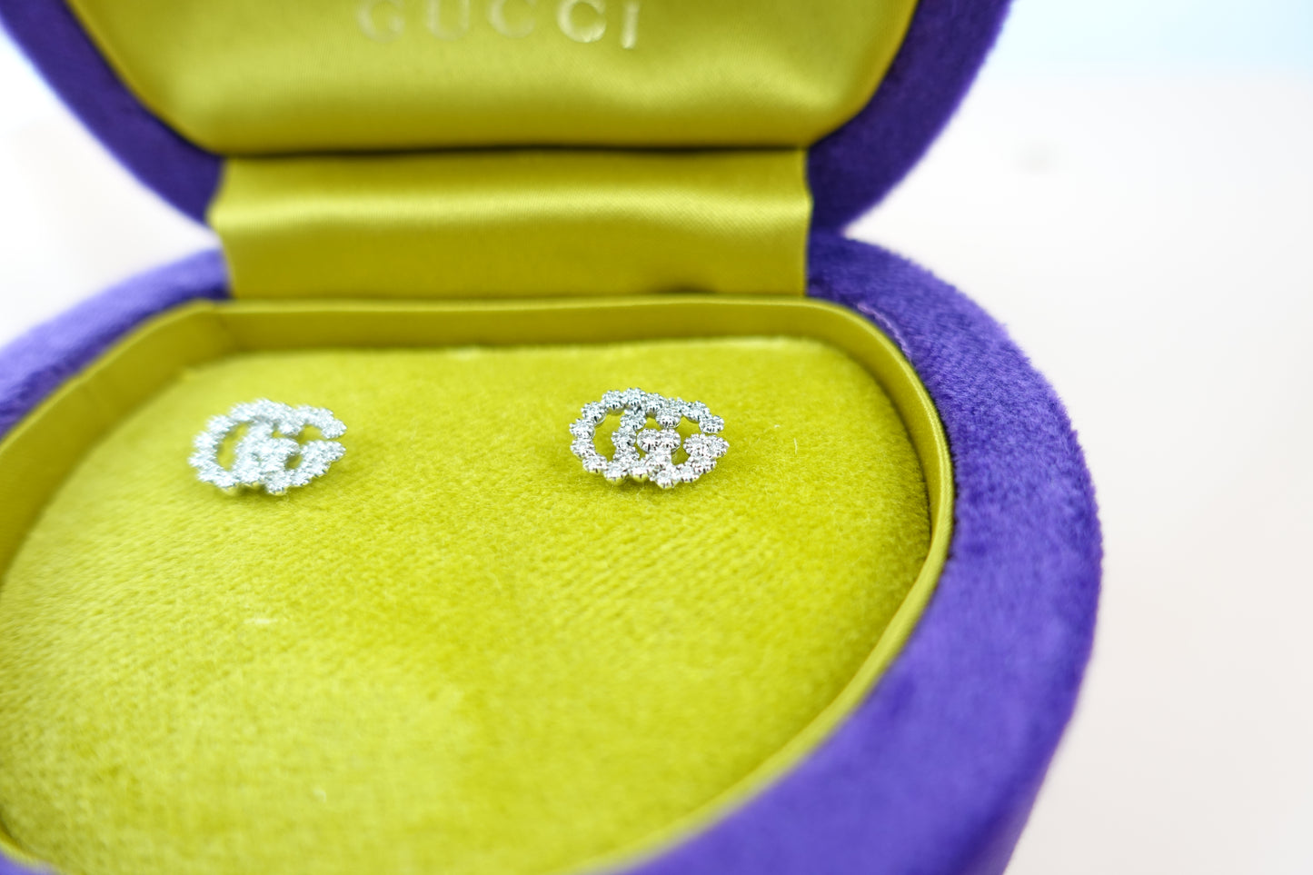 Gucci Ohrstecker 750 Weißgold Brillanten Ref: 481676 J8568 9066