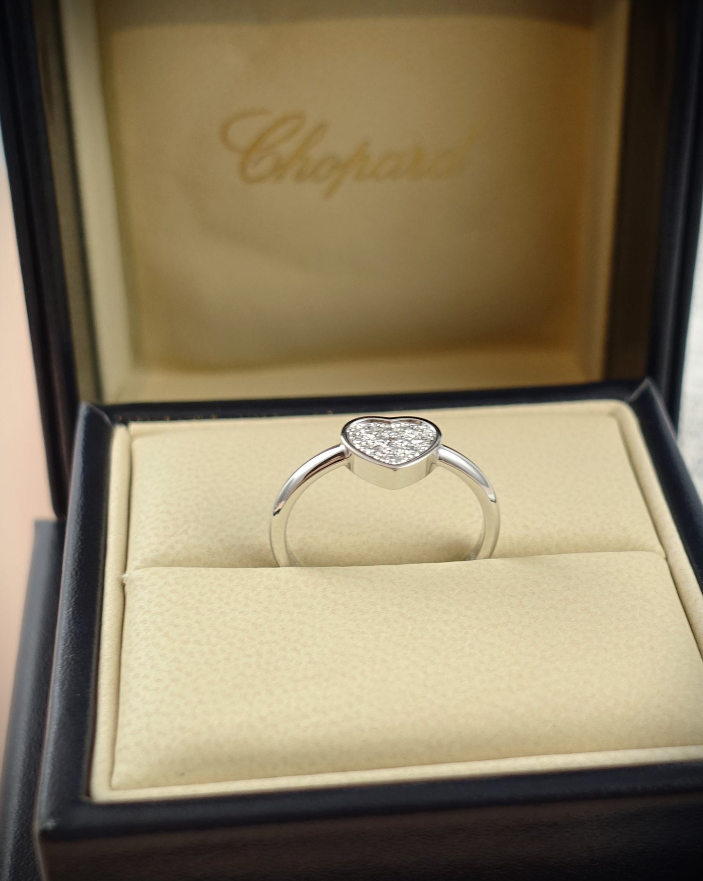 Chopard Ring Happy Hearts 750 Weißgold Brill. 0,12ct RG 53 Ref. 82A086-1910