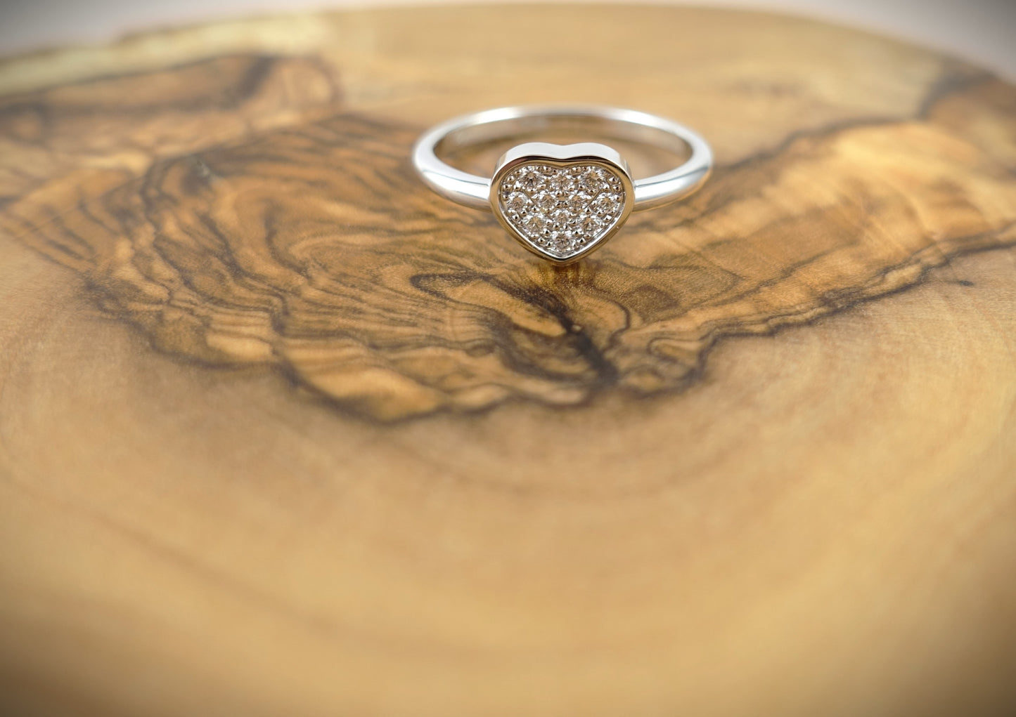 Chopard Ring Happy Hearts 750 Weißgold Brill. 0,12ct RG 53 Ref. 82A086-1910