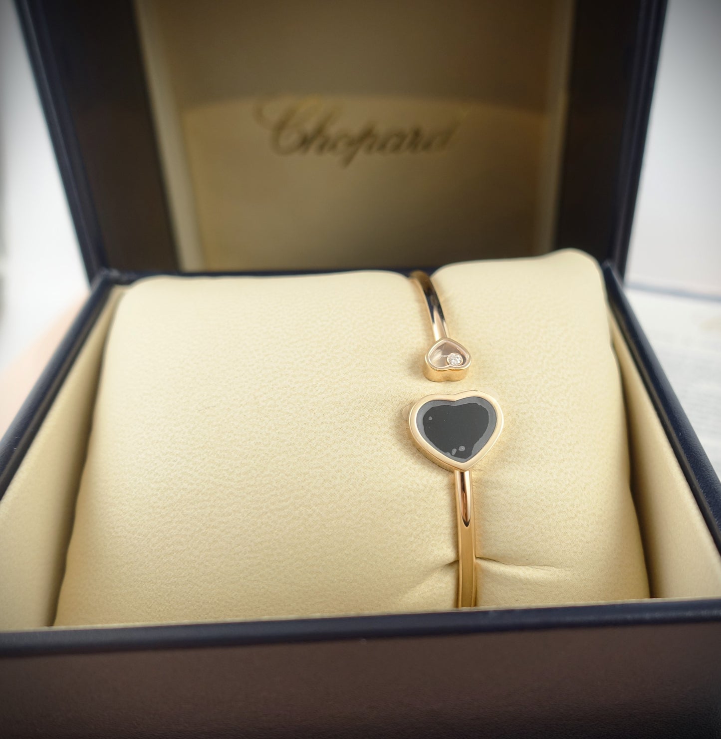 Chopard Armreif Happy Hearts 750 Roségold Brill. 0,05ct Onyx Ref. 857482-5203