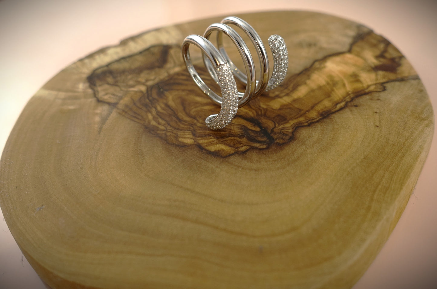 Ring "Spirale" 750 Weißgold Brillanten 1,0ct RG 55