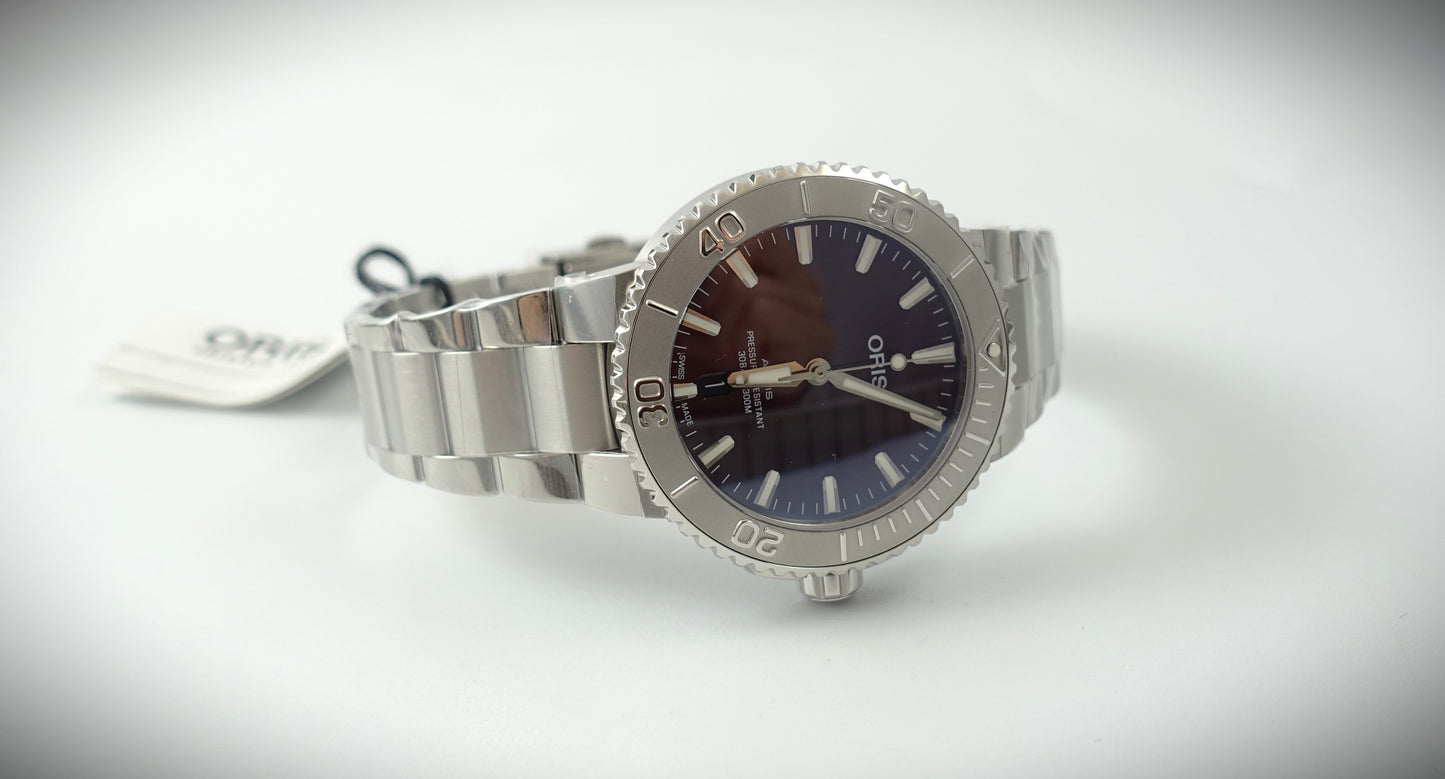 Oris Aquis Date Diver Ref. 0173377664158 Box & Papiere