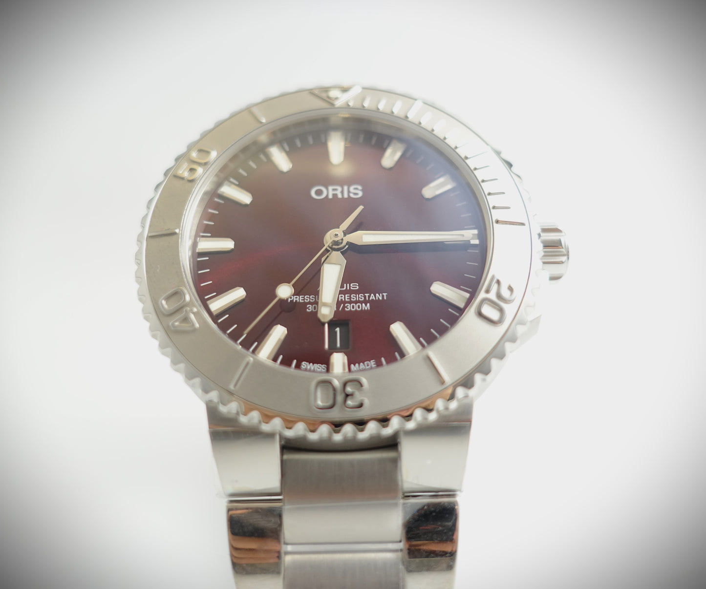 Oris Aquis Date Diver Ref. 0173377664158 Box & Papiere