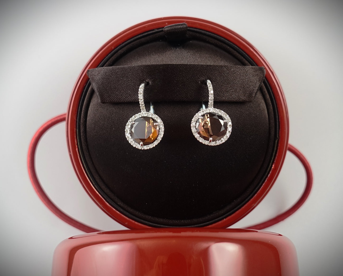 Pomellato Colpo di Fulmine Ohrhänger 750 Weißgold Brillanten POB1060-O2WHR-DB0GY