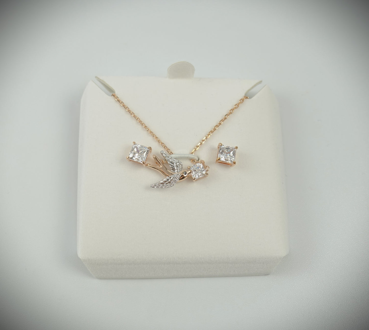 Swarovski Kette + Ohrstecker Travel Exclusive Set Ref. 5526491
