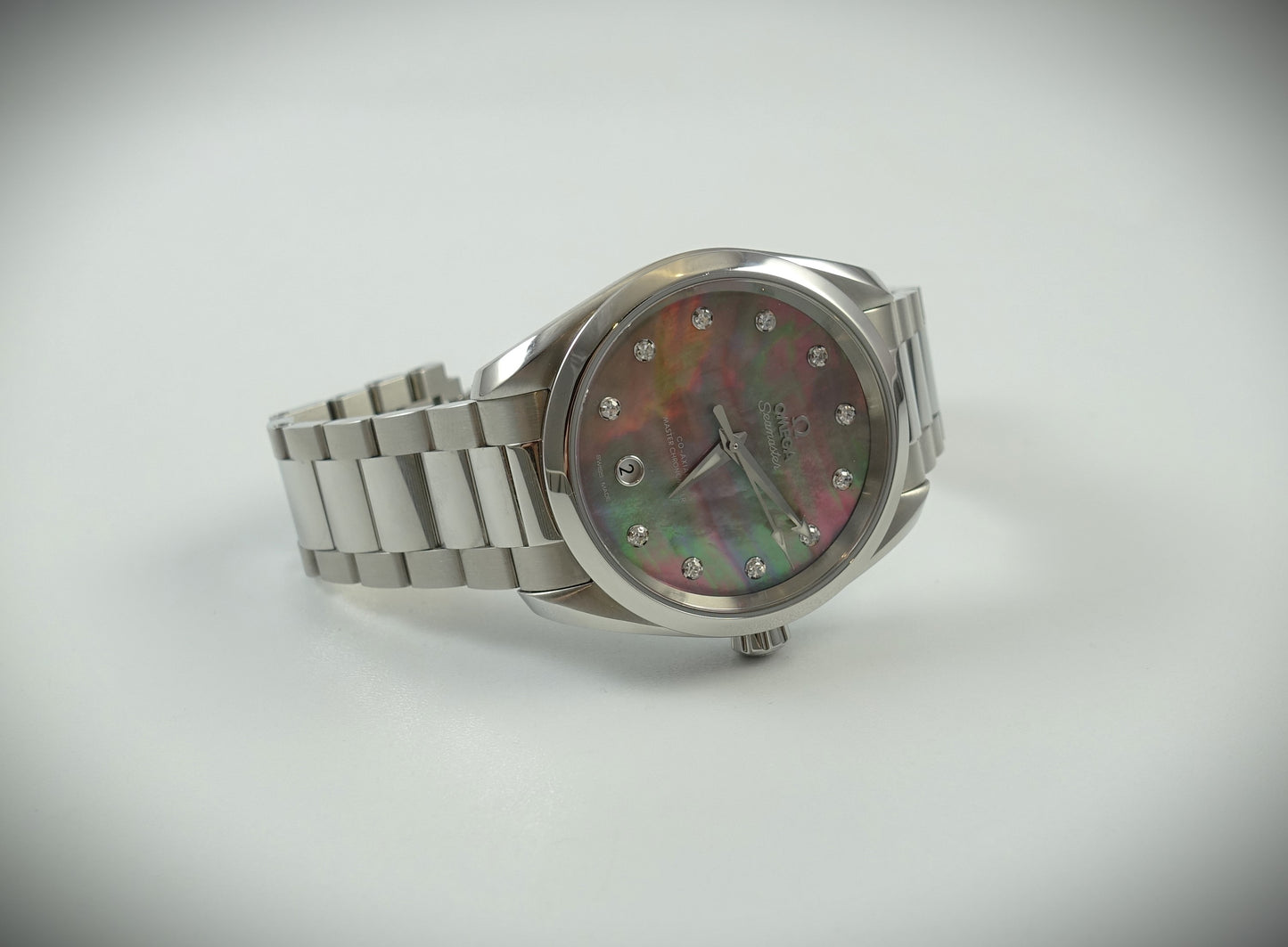 Omega Seamaster Aqua Terra 38 Perlmutt Brillanten 220.10.38.20.57.001