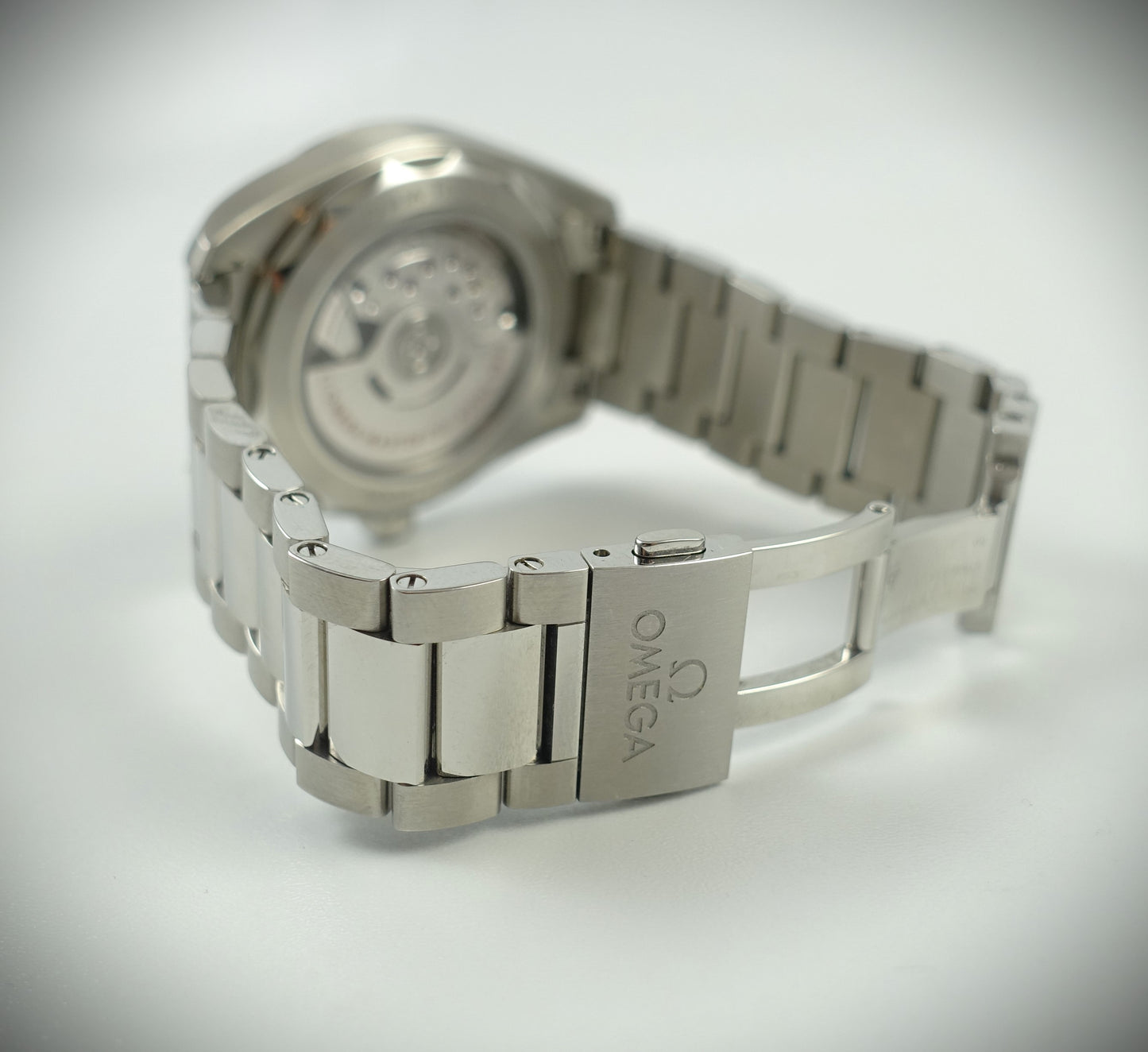 Omega Seamaster Aqua Terra 38 Perlmutt Brillanten 220.10.38.20.57.001