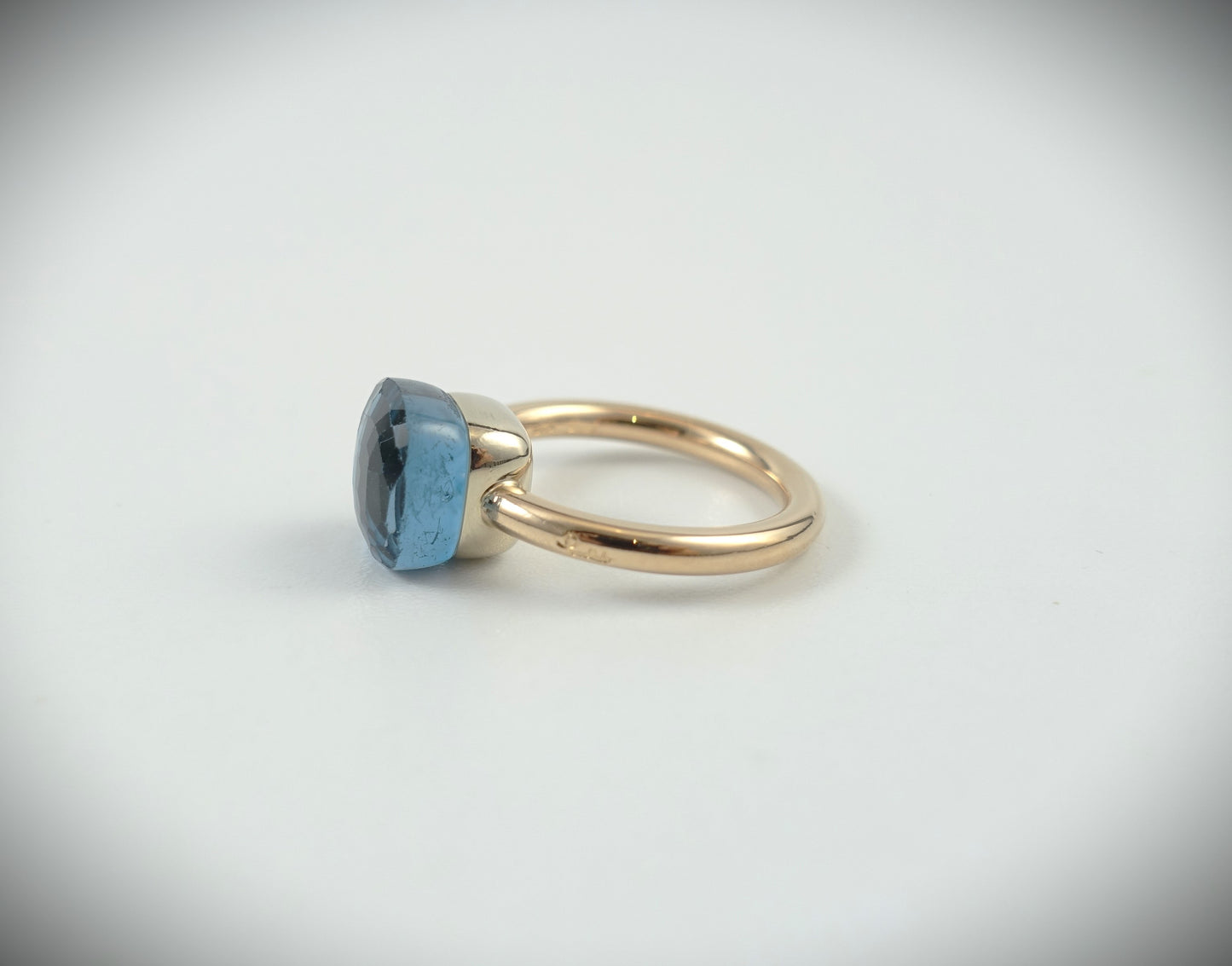 Pomellato Nudo Classic blauer Topas 750 Roségold RG 56 Ref. A.A110/06/TL-56