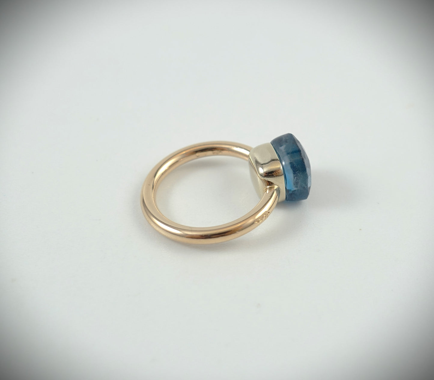 Pomellato Nudo Classic blauer Topas 750 Roségold RG 56 Ref. A.A110/06/TL-56