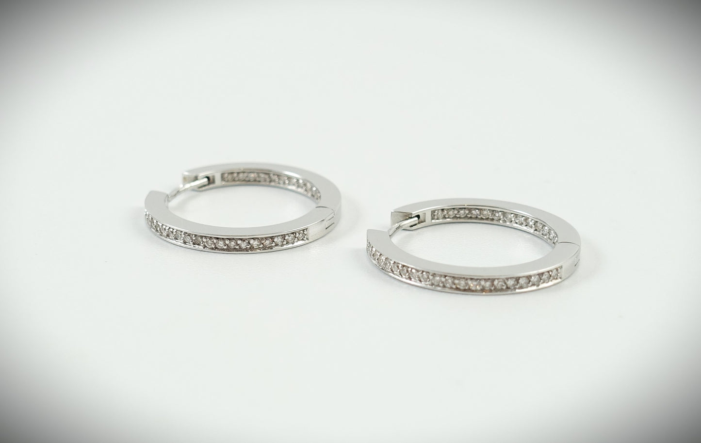 Creolen/Ohrringe 750 Weißgold mit Brillanten 0,80ct 10,55g