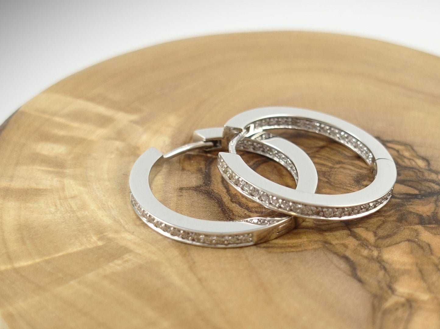 Creolen/Ohrringe 750 Weißgold mit Brillanten 0,80ct 10,55g