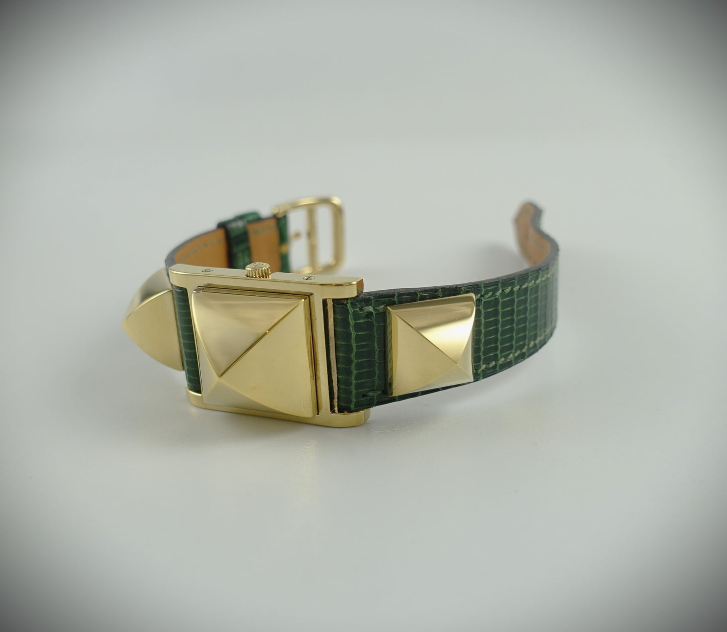 Hermès Medor Quarzuhr aufklappbar vergoldet Lederarmband grün ME1.201 BF572344