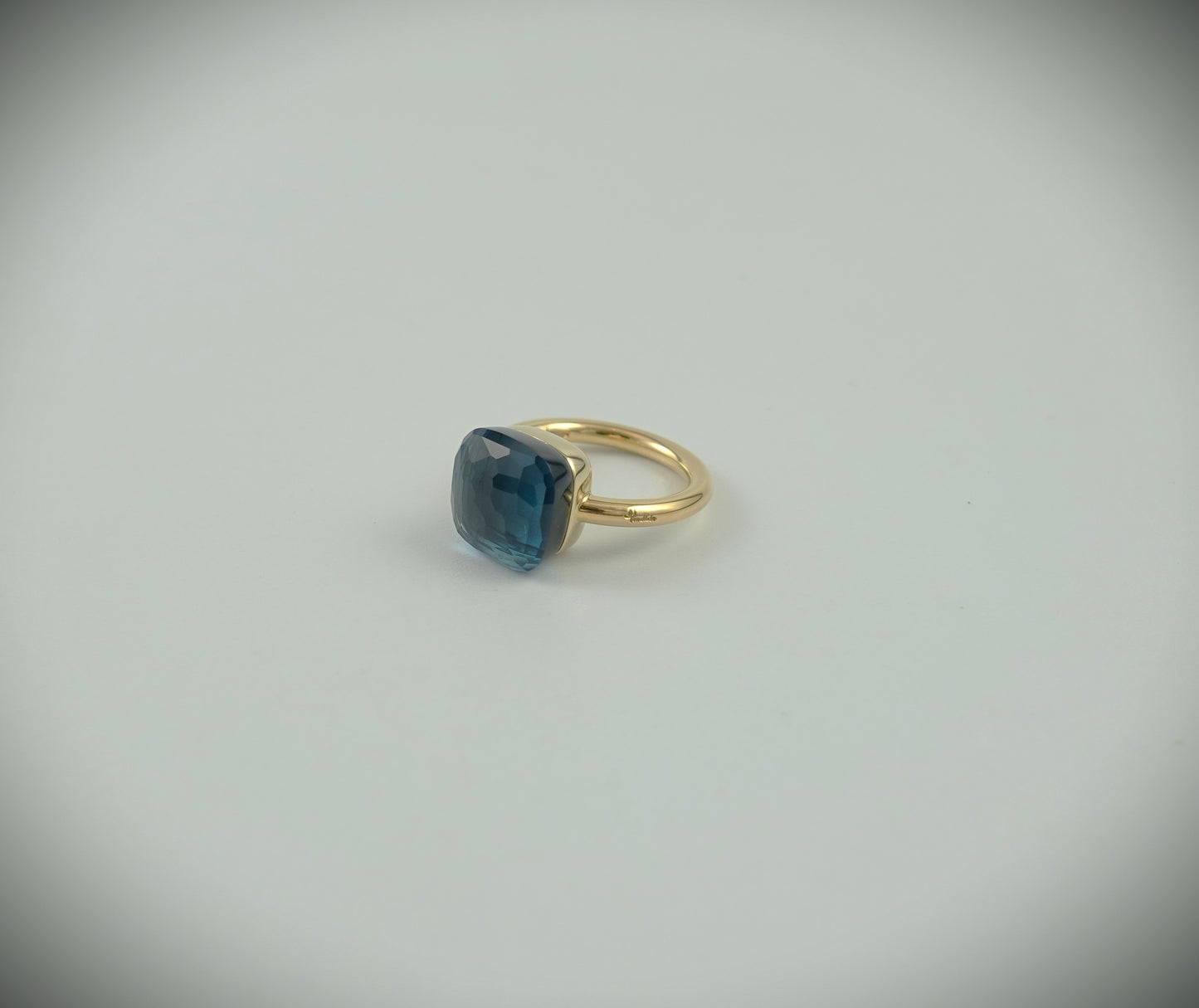 Pomellato Nudo Maxi London Blue Topas 15ct. 750 Roségold Ref. PAB2010O6000000TL