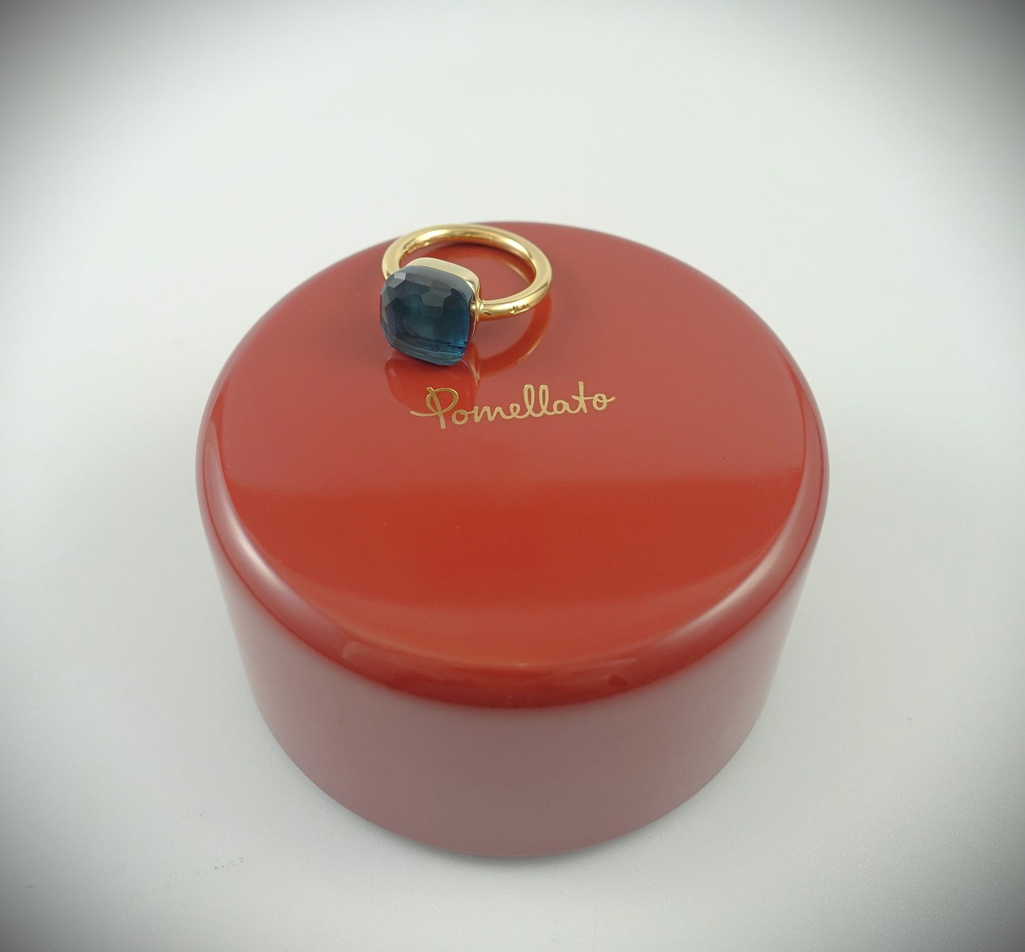 Pomellato Nudo Maxi London Blue Topas 15ct. 750 Roségold Ref. PAB2010O6000000TL