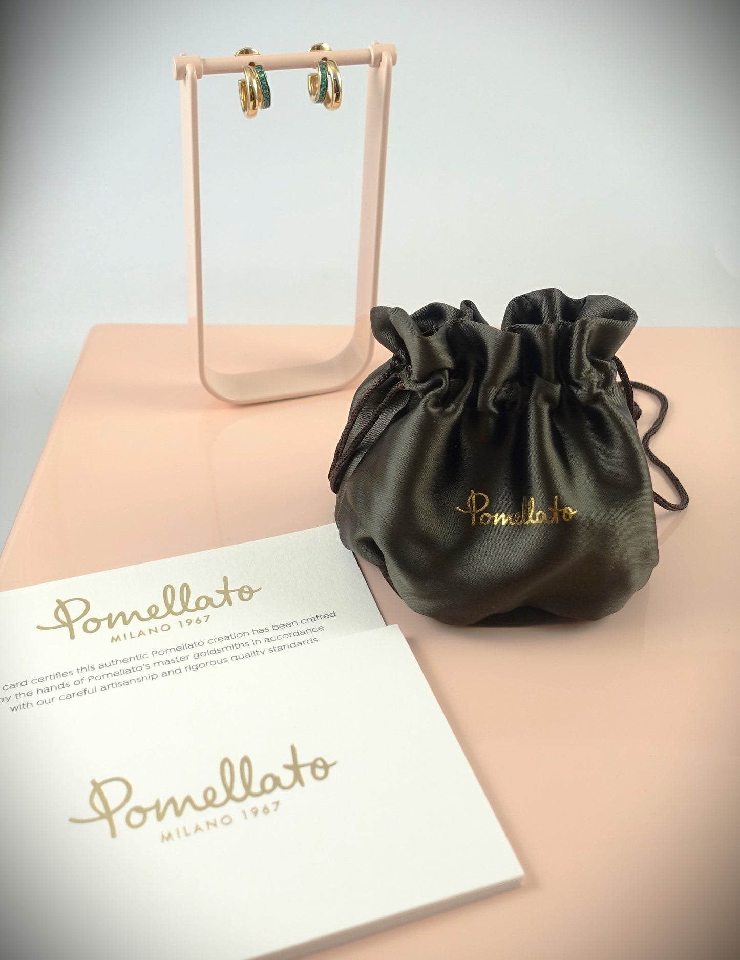 Pomellato Together Ohrringe 750 Roségold Smaragde 0,3ct Ref. POB8111O7BKRSM000