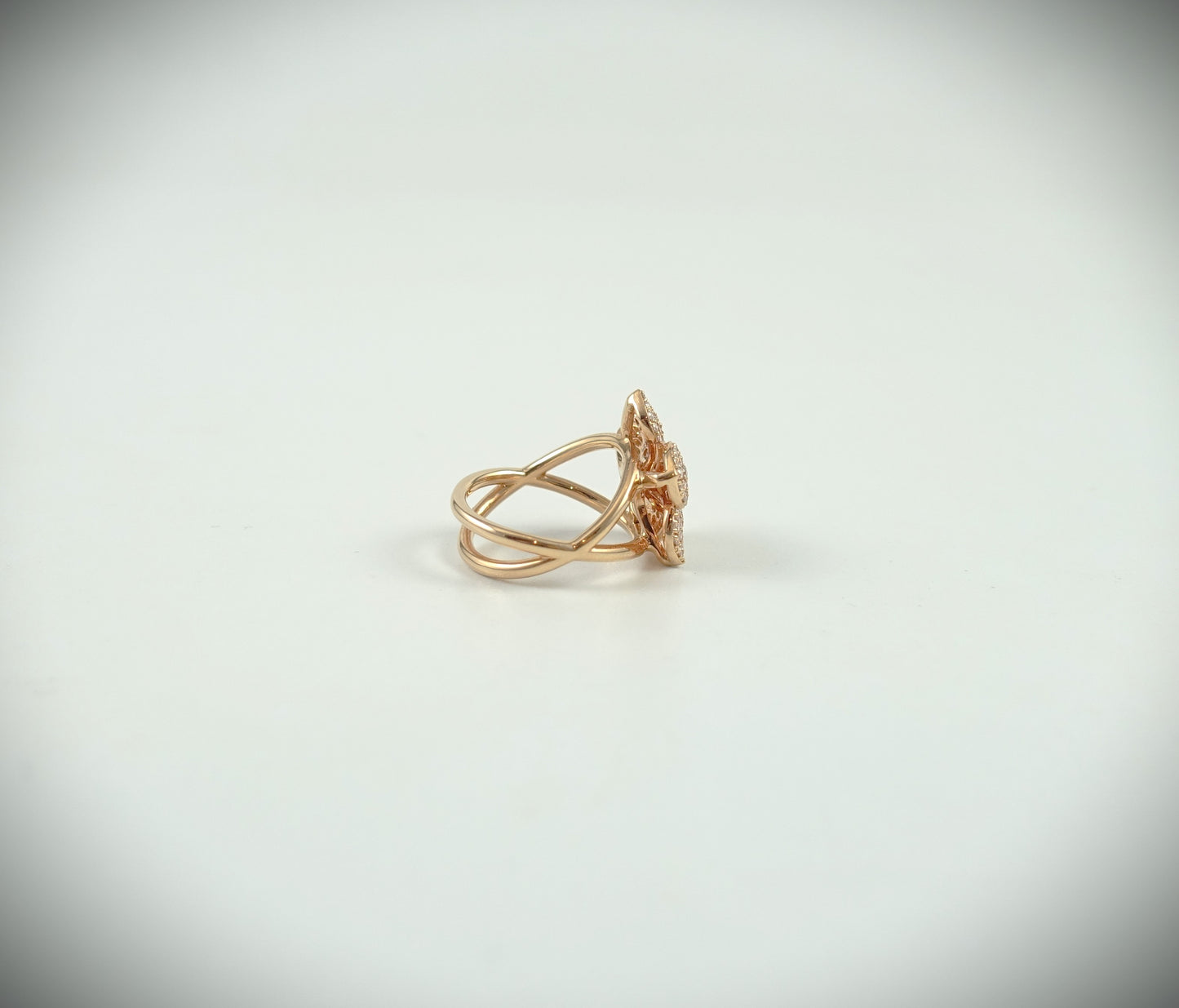 Korloff Ring Blüte 750 Roségold Brillanten 0,829 ct RG 52,5/53 Ref. JASBGKO16PG