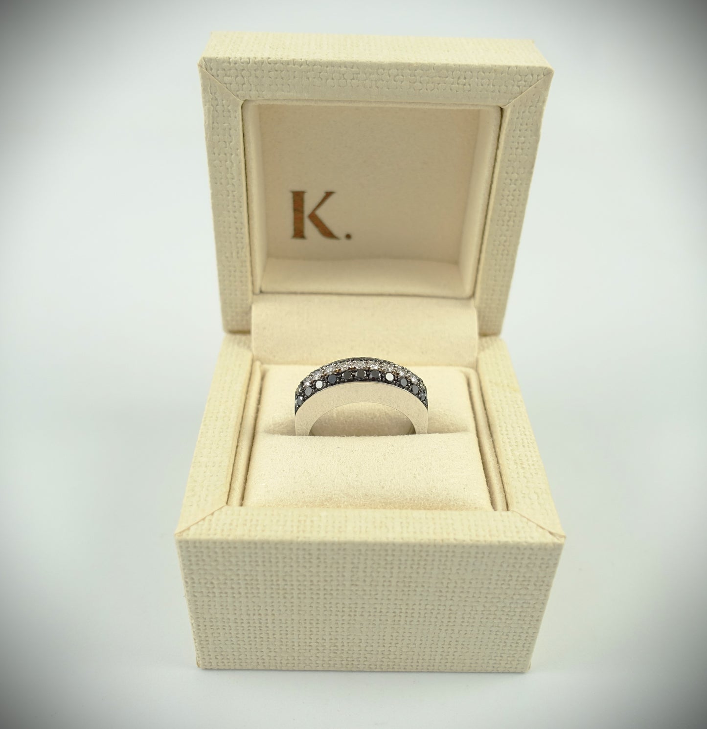 Korloff Ring 750 Weißgold Brillanten schwarz/weiß RG 54 Ref. 3387A10