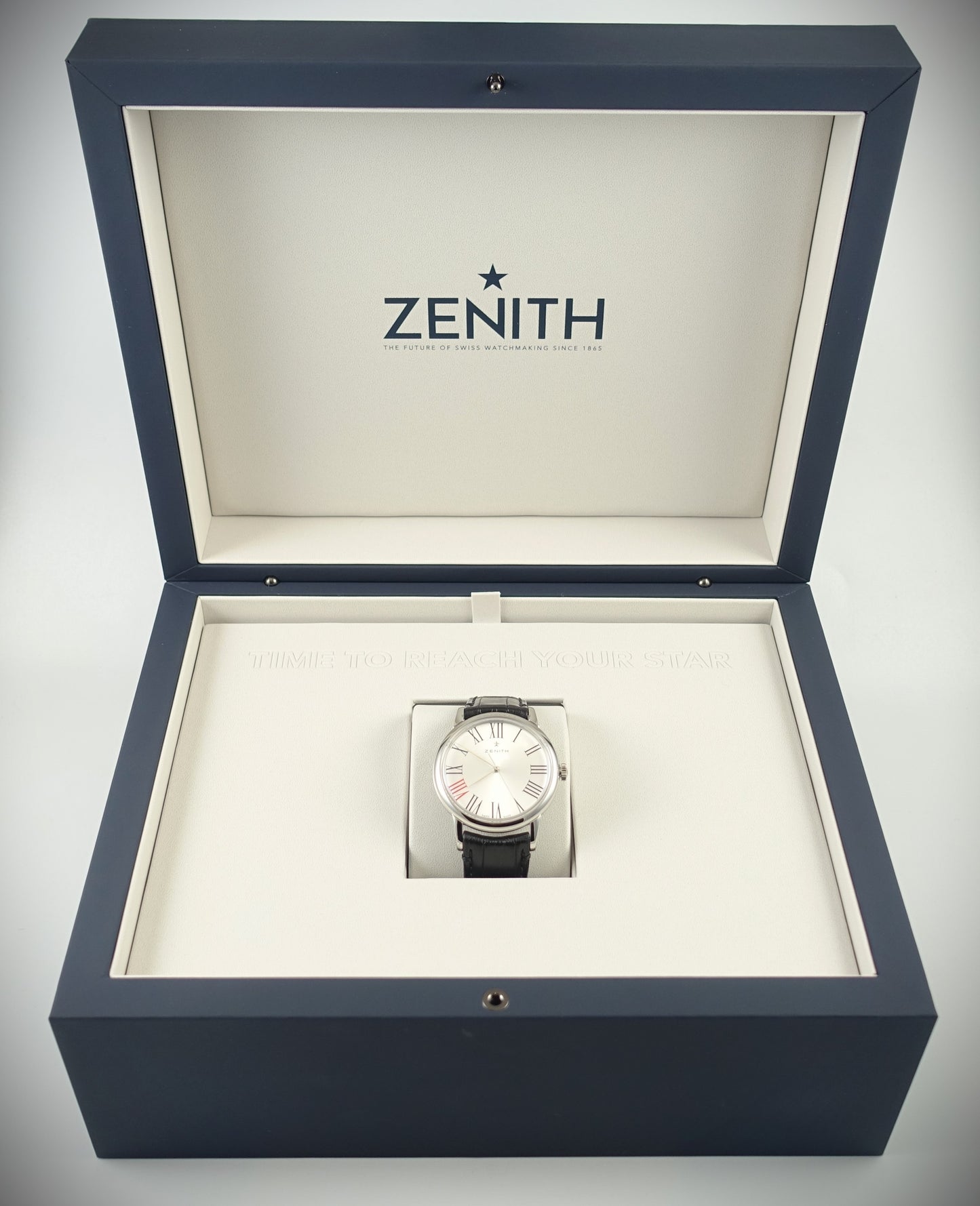 Zenith Elite Classic *Limited Swiss Edition 1/18* 38mm Ref. 03.2292.679/07.C493