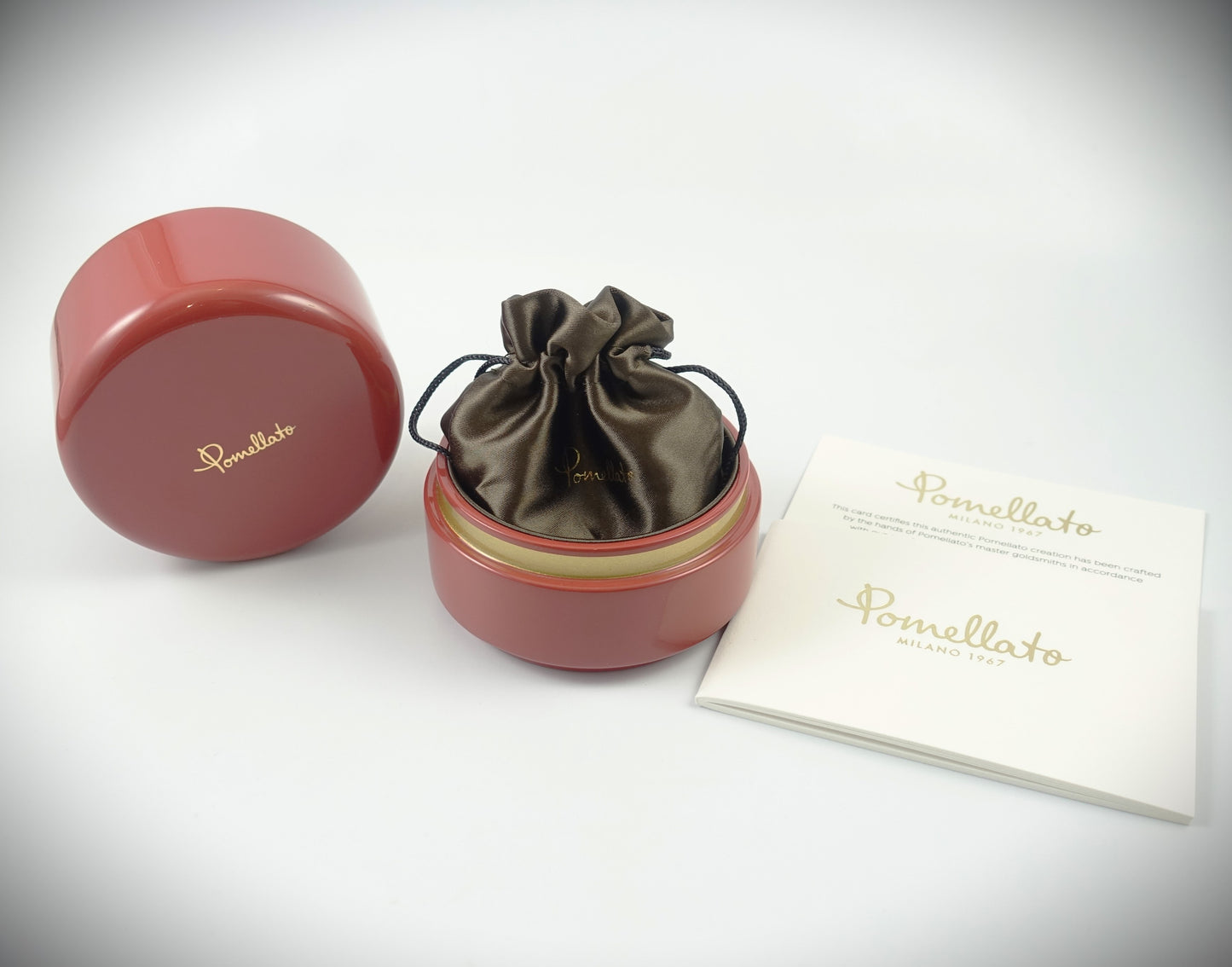 Pomellato Nudo Ohrringe Chocolate Mondstein/Diamanten 750 Gold POB4010O6BKRBRADO