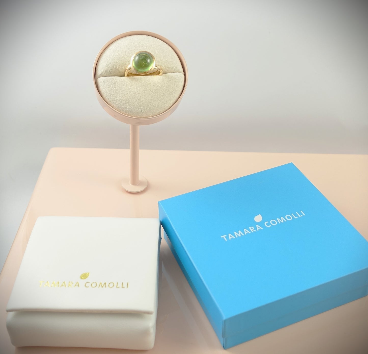 Tamara Comolli BOUTON Ring Large mit Peridot 750 Roségold Ref. R-BOU-l-Per-rg