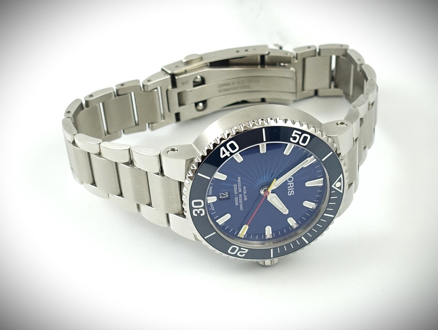 Oris Aquis Date Sun Wukong Limited Edition Ref. 01 733 7766 4185