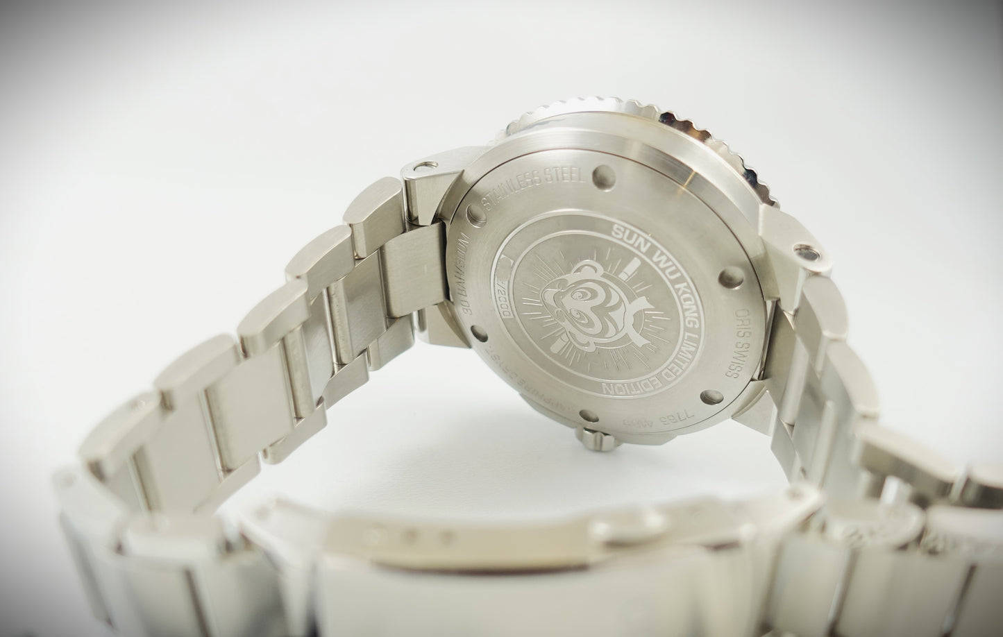 Oris Aquis Date Sun Wukong Limited Edition Ref. 01 733 7766 4185