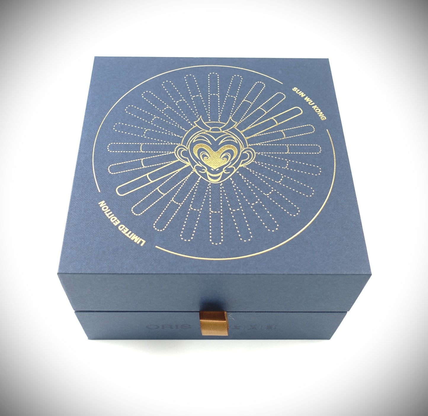 Oris Aquis Date Sun Wukong Limited Edition Ref. 01 733 7766 4185