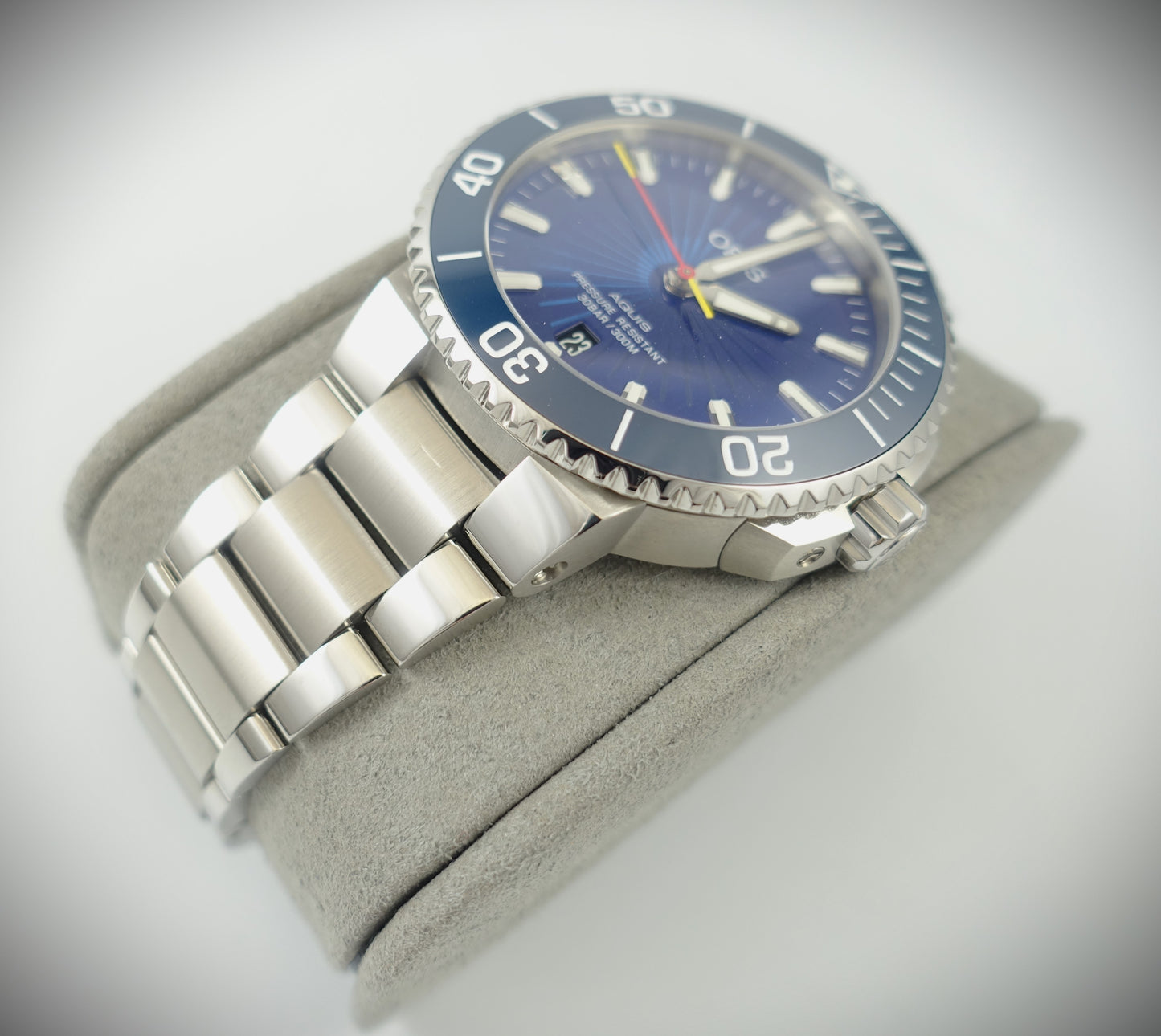 Oris Aquis Date Sun Wukong Limited Edition Ref. 01 733 7766 4185