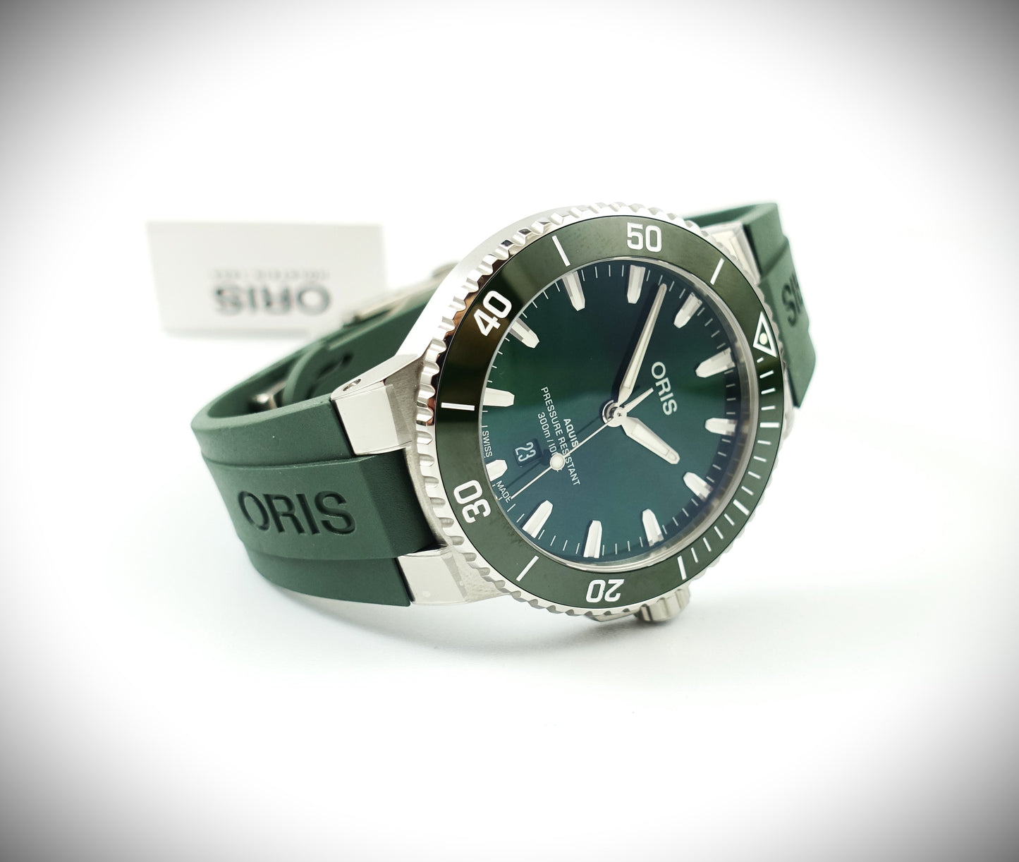 Oris Aquis Date 43,5mm grün Kautschuk Ref. 01 733 7789 4157