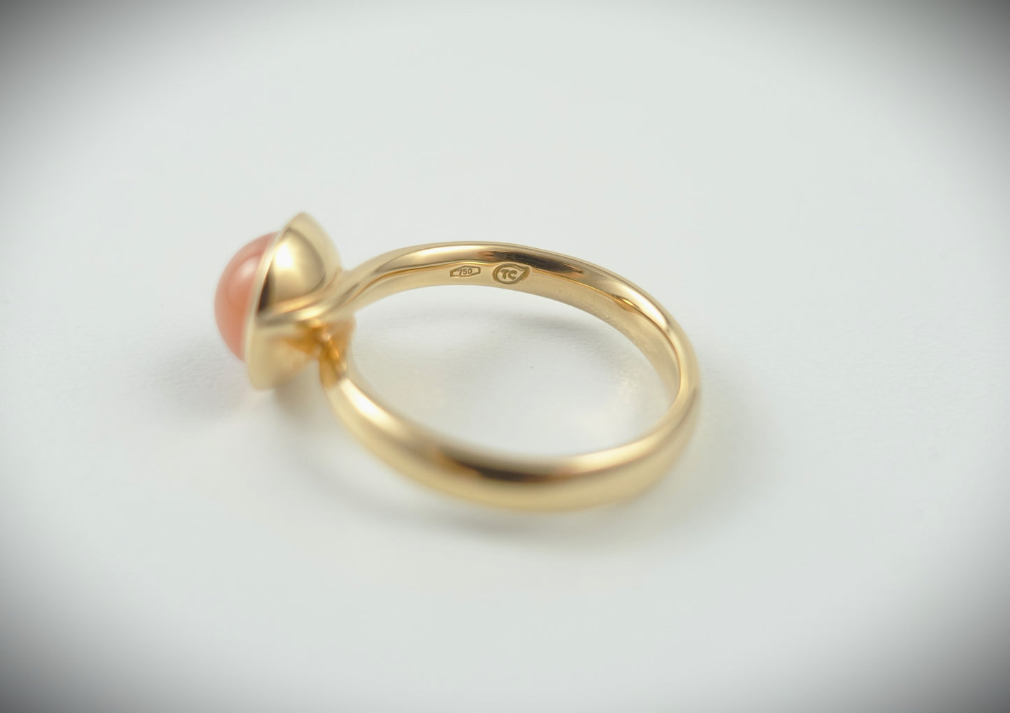 Tamara Comolli BOUTON Ring Small mit Mondstein 750 Roségold Ref. R-BOU-s-MoOr-rg