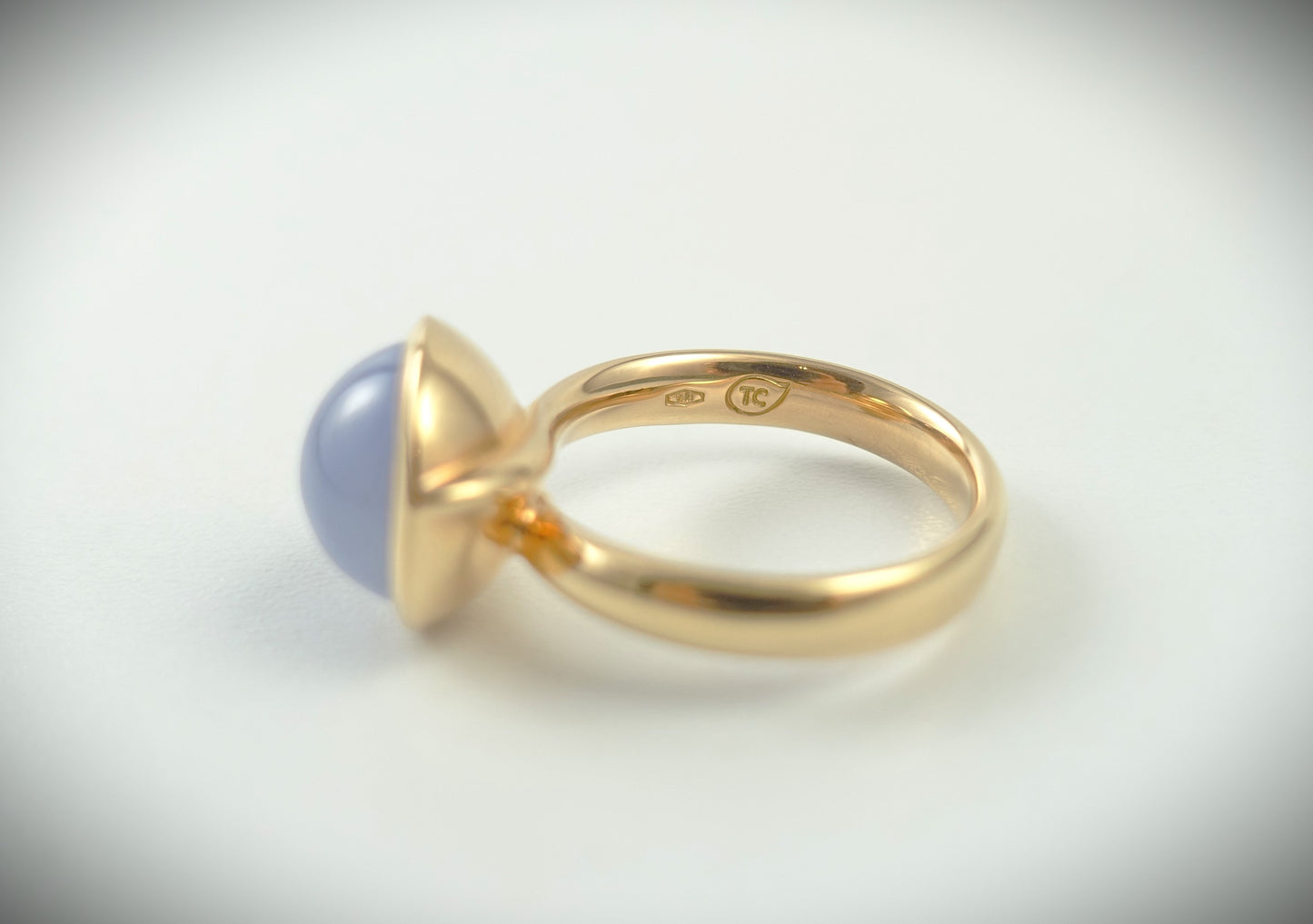 Tamara Comolli BOUTON Ring Large aus 750 Roségold Chalcedon Ref. R-BOU-l-ChBi-rg