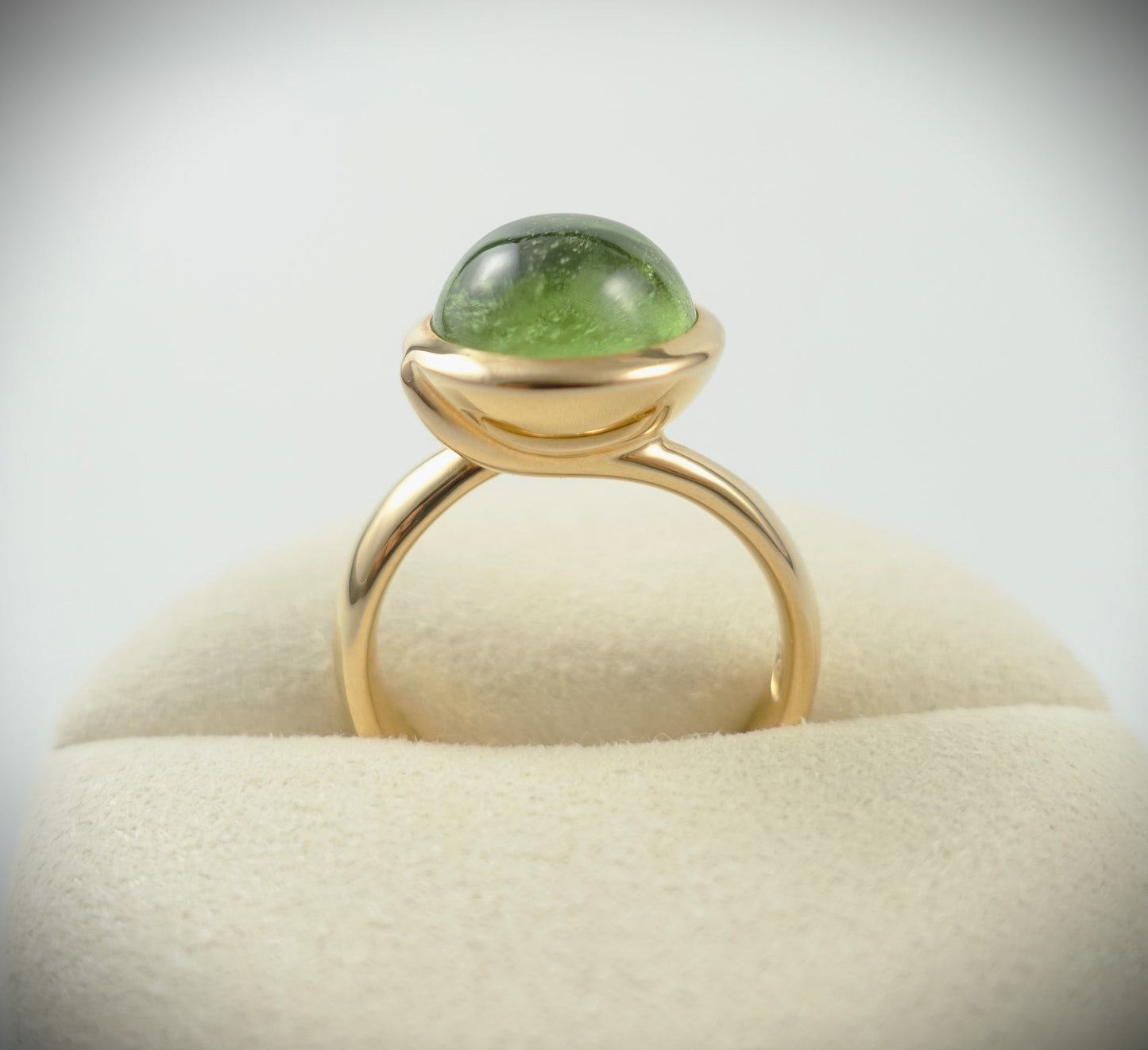 Tamara Comolli BOUTON Ring Large mit Peridot 750 Roségold Ref. R-BOU-l-Per-rg