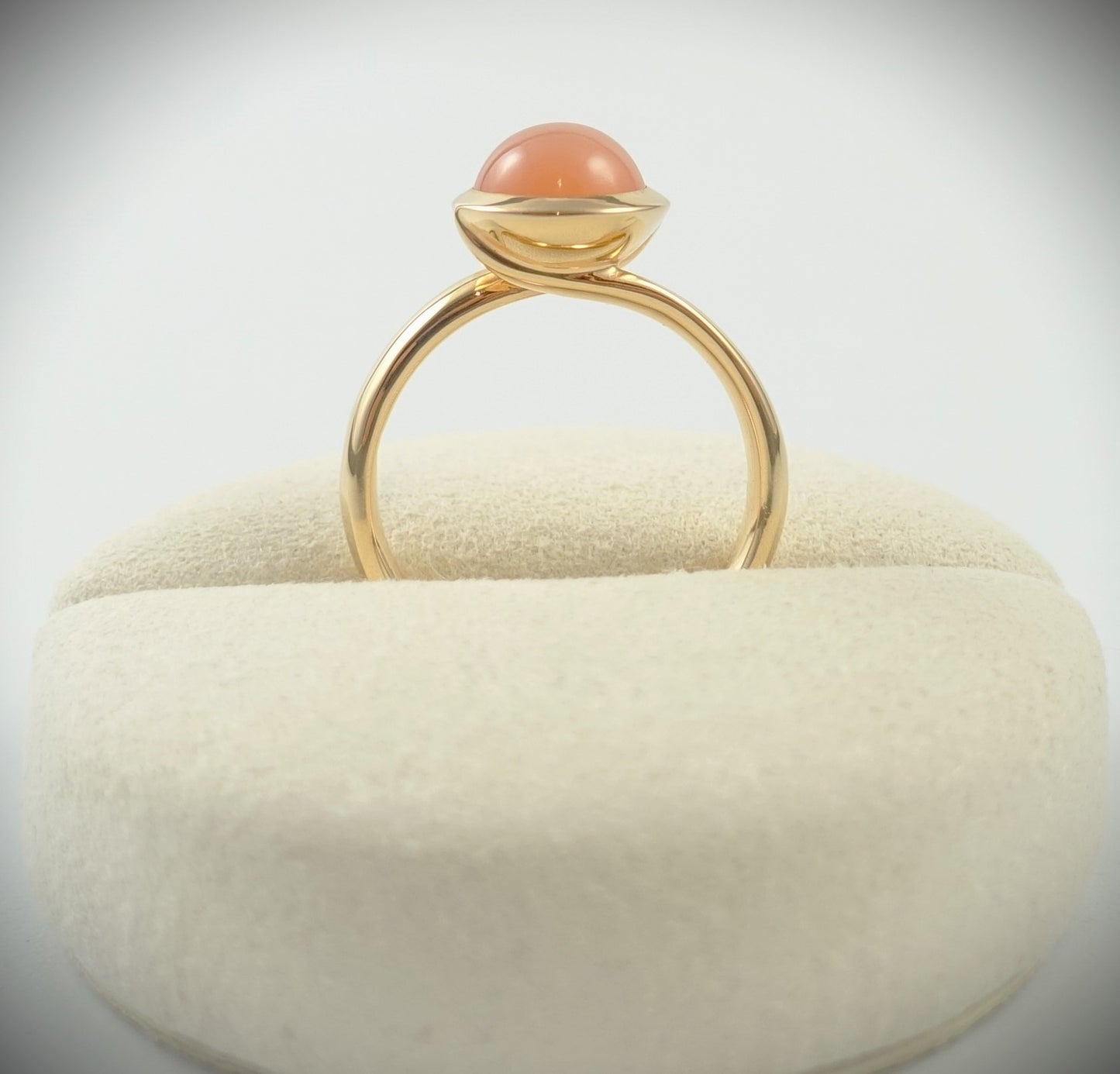 Tamara Comolli BOUTON Ring Small mit Mondstein 750 Roségold Ref. R-BOU-s-MoOr-rg