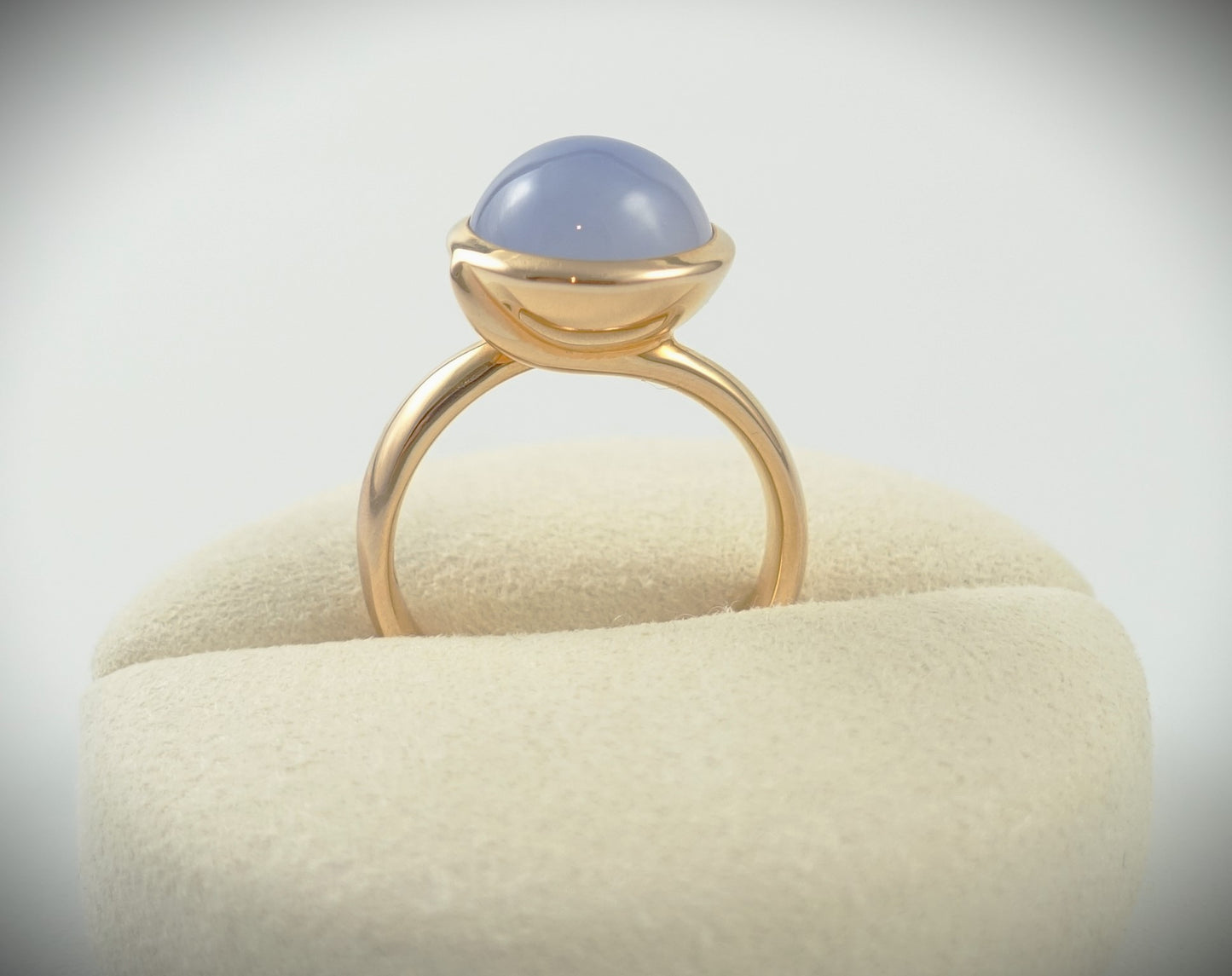 Tamara Comolli BOUTON Ring Large aus 750 Roségold Chalcedon Ref. R-BOU-l-ChBi-rg