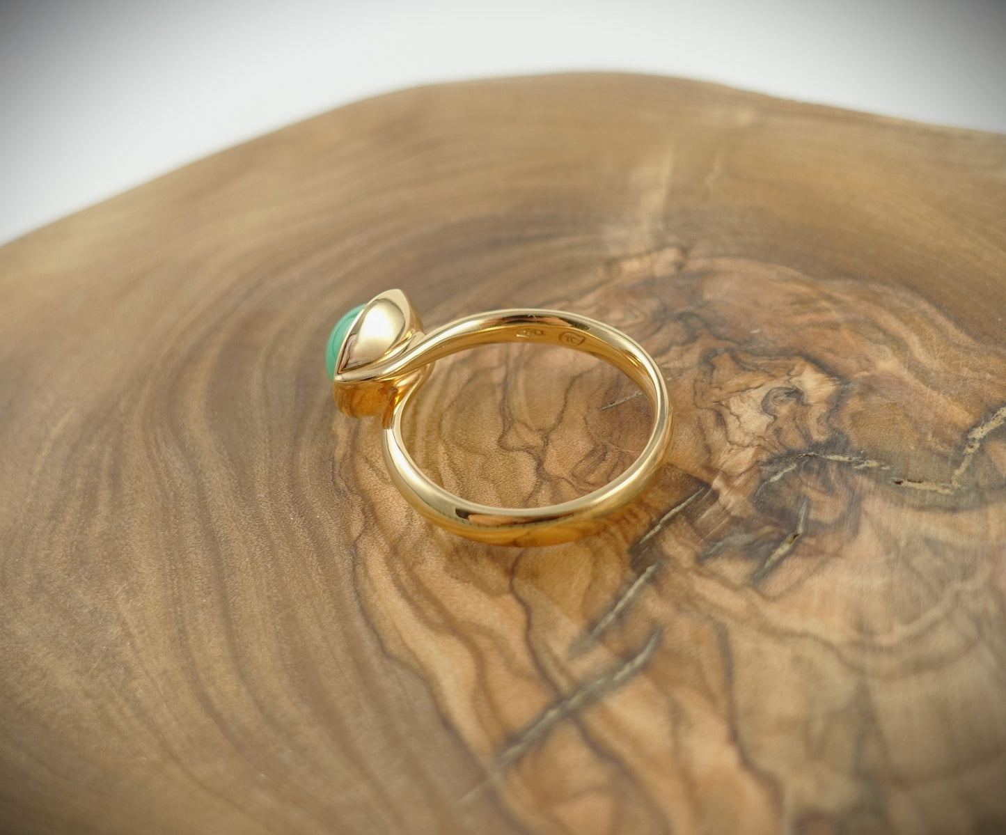 Tamara Comolli BOUTON Ring Small aus 750 Roségold Chrysopras Ref.R-BOU-s-Chry-rg